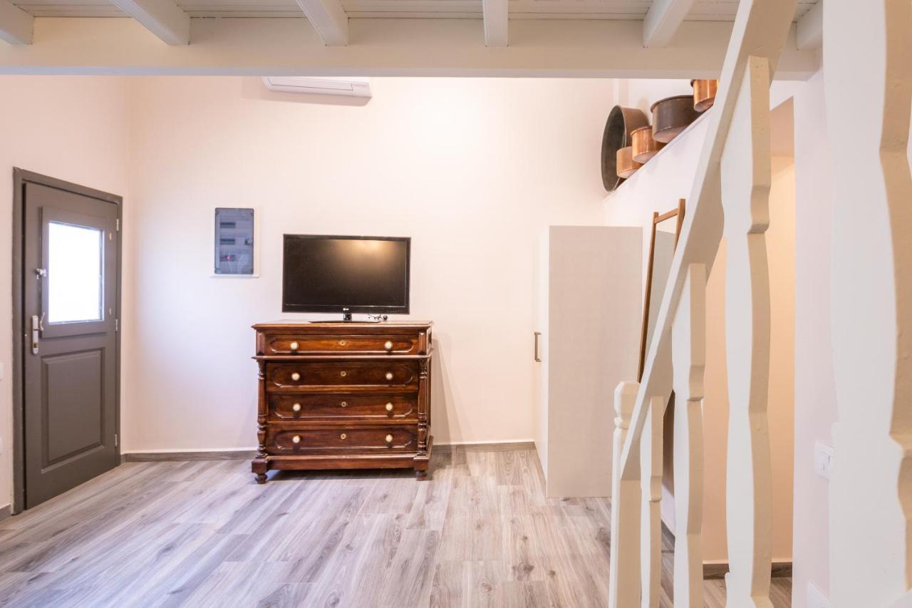 Annika'S Family House Apartment Aperion ภายนอก รูปภาพ